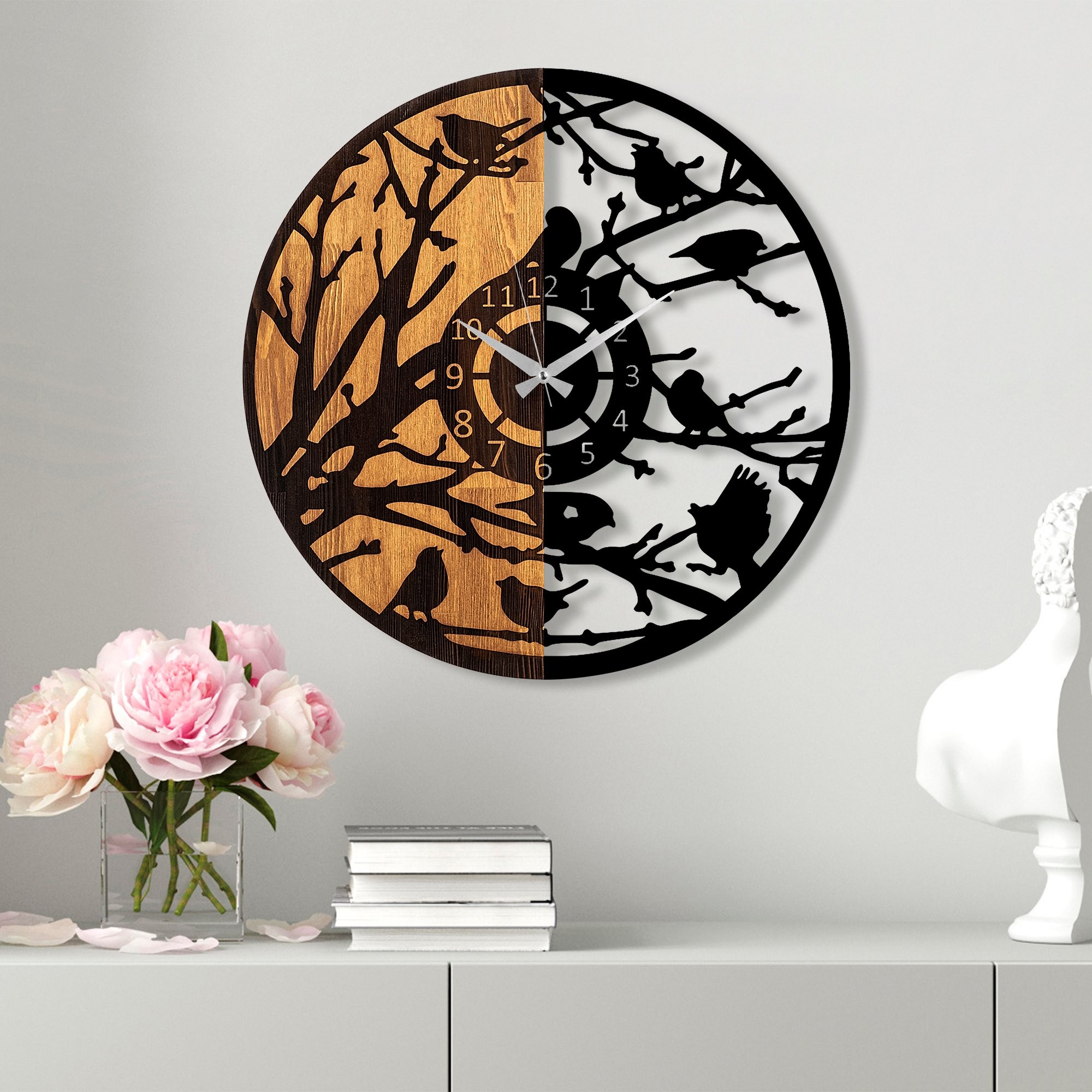 Wallity Dekorativní nástěnné hodiny WALLIE WOODEN 56 cm ořech/černé