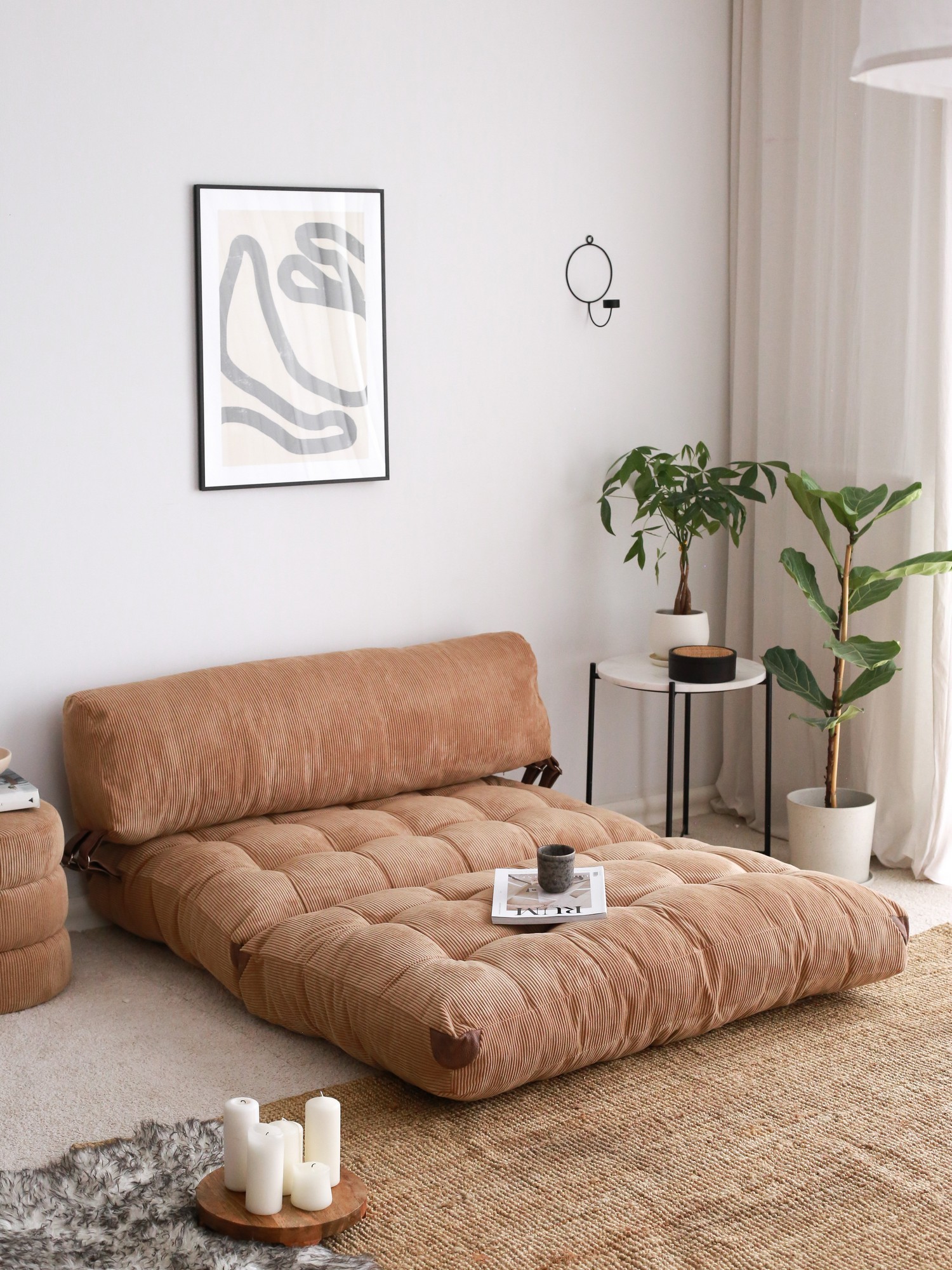 Hanah Home Dvoumístná futonová rozkládací pohovka Kadife camel - Obrázek 2