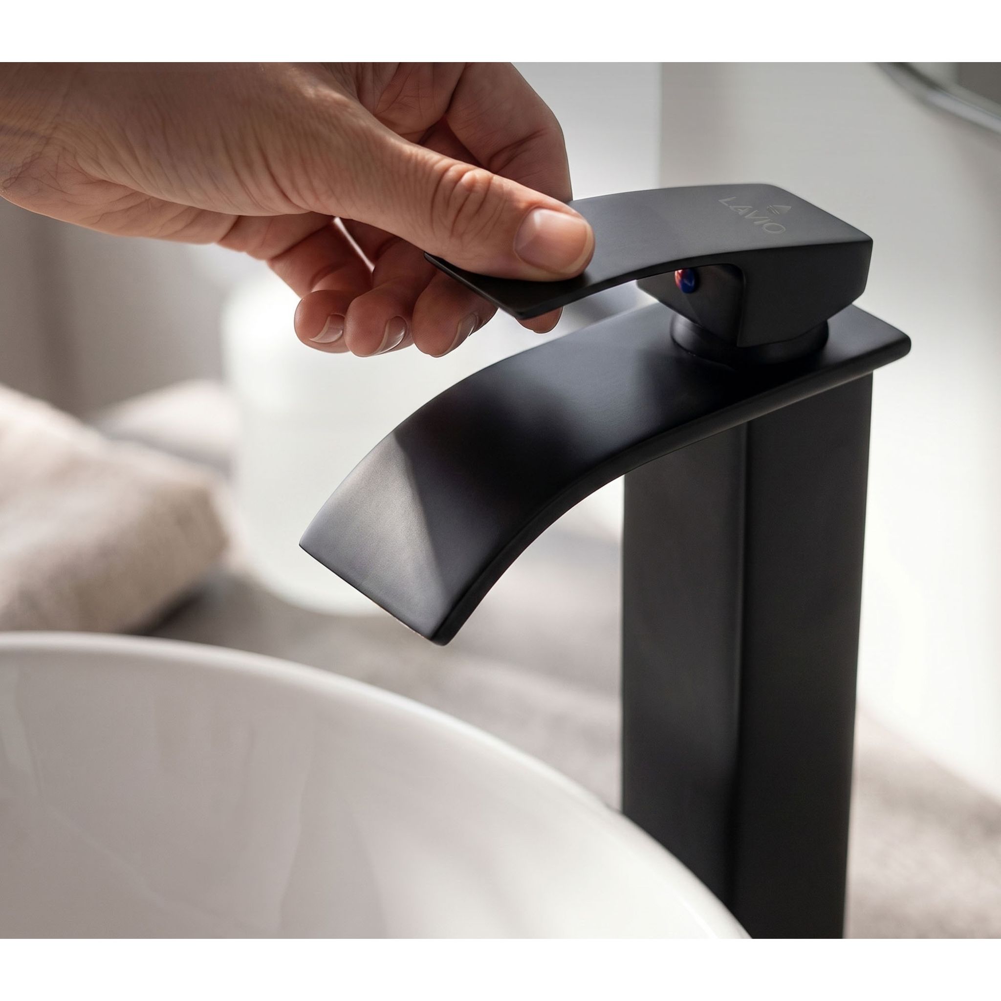 Ak furniture Vysoká umyvadlová baterie EVIO černá - Obrázek 2