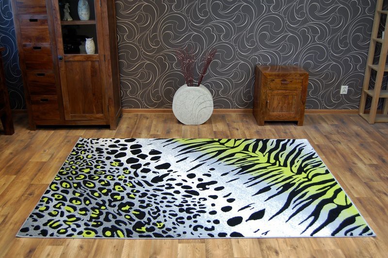 velikost 160x225